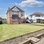 How Estate Agents in Orpington Price Your Home for Sale Successfully