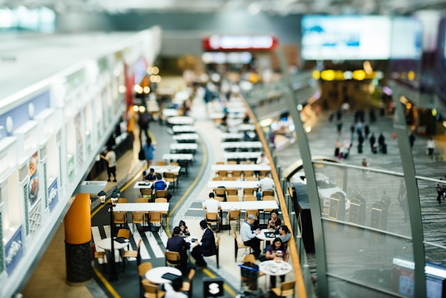 Why Airlines Prefer Professional Airport Catering Service Providers