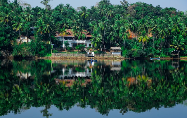Why Kerala Tour Packages Are Ideal for a Complete South India Tour